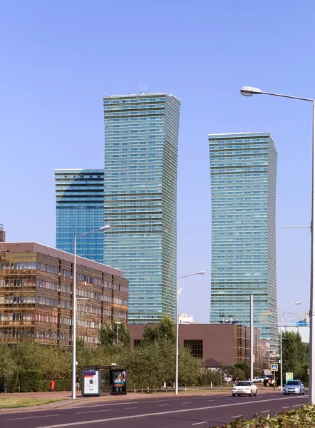 Konut kompleksi "Kuzey Işıkları". Gökdelen. Astana, Kaza — Stok fotoğraf