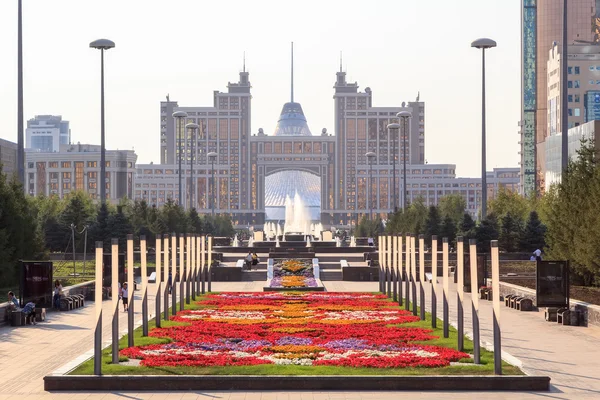 Akorda la residencia del Presidente de la República de Kaz — Foto de Stock