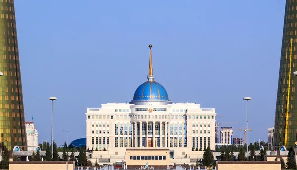 Akorda die Residenz des Präsidenten der Republik kaz — Stockfoto