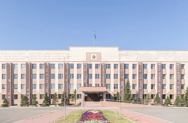Астана, Казахстан - 12 августа 2016 года: Дирекция "Государственный центр" — стоковое фото