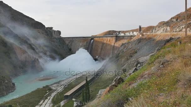 Kirov reservoar dam — Stockvideo