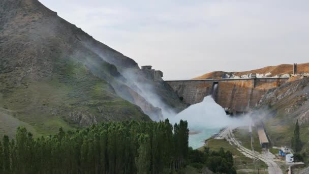 Kirov reservoir dam — Stock Video