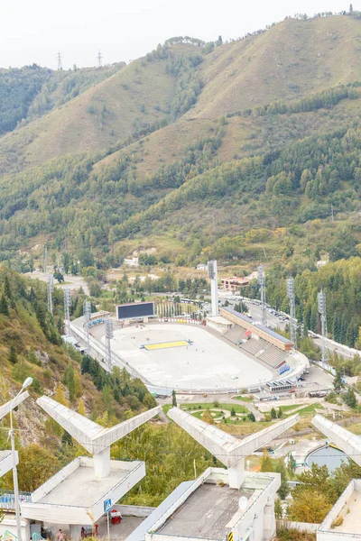 アルマトイ、カザフスタン - 2016 年 8 月 30 日: 高山スケート リンク — ストック写真