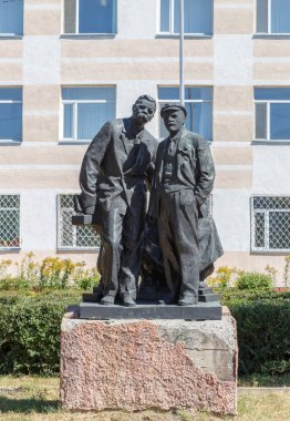 Karaganda, Kazakistan - 1 Eylül 2016: Anıt Vi Lenin ve