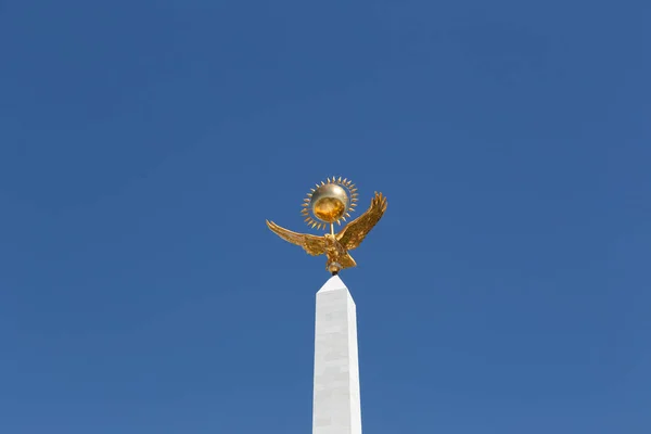 Karaganda, Kazakhstan - 1er septembre 2016 : Monument de l'Independe — Photo