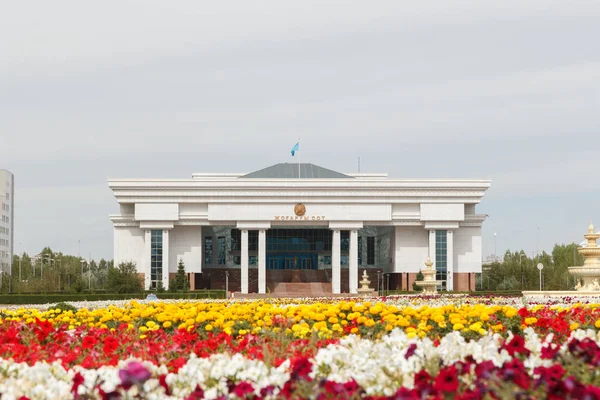 Astana, Kazakhstan - September 3, 2016: The Supreme Court of the — Stock Photo, Image