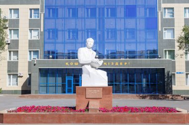 Astana, Kazakistan - 4 Eylül 2016: Anıt S.Seifullin 