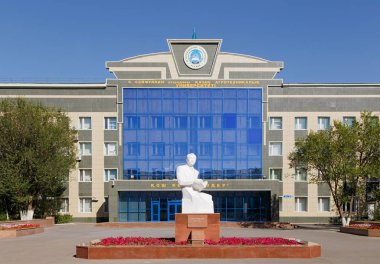 Astana, Kazakistan - 4 Eylül 2016: Anıt S.Seifullin 