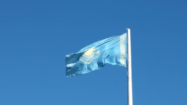 哈萨克斯坦共和国的旗帜 — 图库视频影像