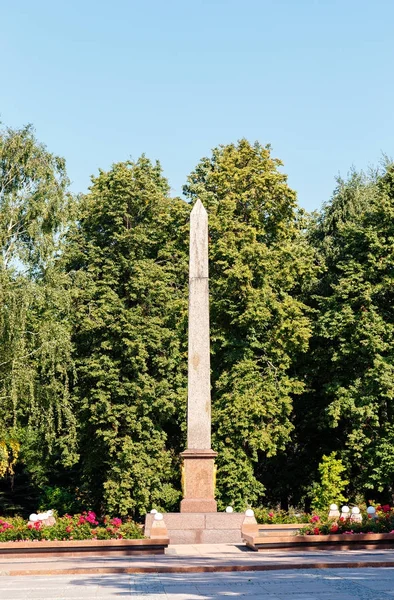 Rússia, Nizhny Novgorod - 22 de agosto de 2017: Obelisco para K. Minin a — Fotografia de Stock