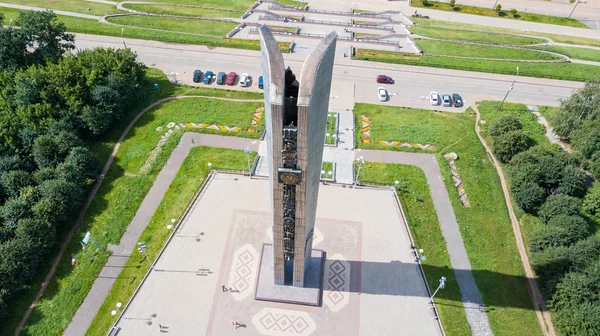 Ryssland, Izhevsk - 18 augusti 2017: Monument för evigt med Ryssland — Stockfoto