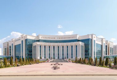 Astana, Kazakistan - 6 Eylül 2016: Nazarbayev Üniversitesi görünümünden umudu Turan