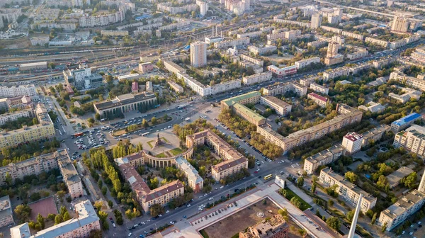 Волгоград на заході сонця. Площа Леніна. Росія — стокове фото