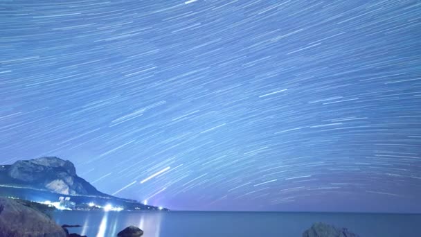 Rastros Estrellas Forma Líneas Cabo Sarich Punto Más Meridional Crimea — Vídeo de stock