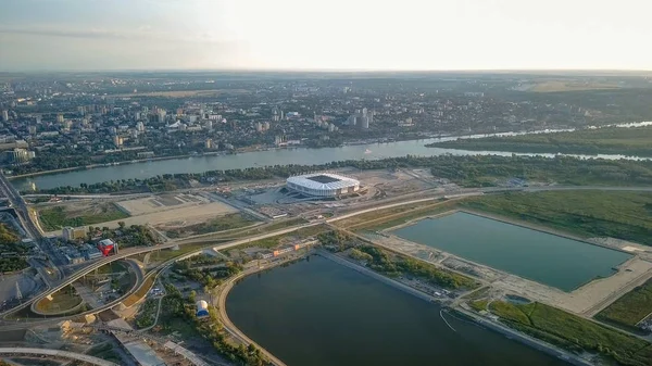 Rostov-on-Don'ın panoramik manzaralı. Stadyum, Don Nehri. Rusya, Rostov-on-Don 
