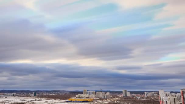 Avond Wolken Boven Voorsteden Van Jekaterinenburg Time Lapse Video Ultrahd — Stockvideo