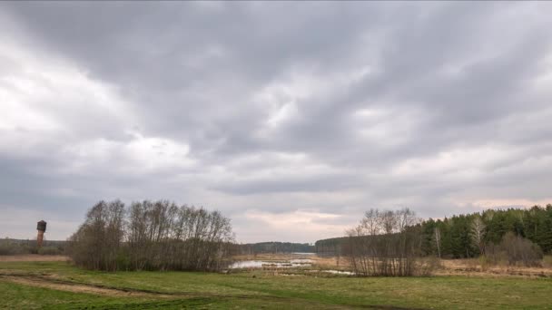 Nubes Sobre Lago Tiempo Antes Del Atardecer Time Lapse Vídeo — Vídeos de Stock