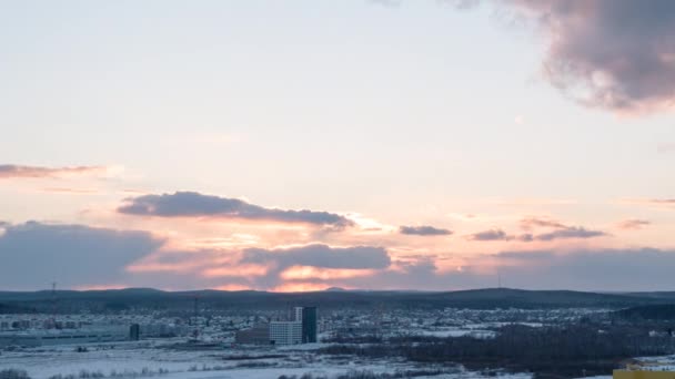 Nubes Nocturnas Sobre Ekaterimburgo Rusia Video Time Lapse Ultrahd — Vídeos de Stock