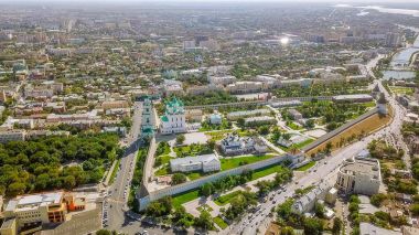 Astrahan Kremlin, tarihi ve mimari kompleks hava görünümünü. Rusya, Astrahan 