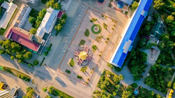 Pagoda de los Siete Días - Pagoda en la plaza central de Lenin en la ciudad de Elista, Kalmykia, Rusia — Foto de Stock