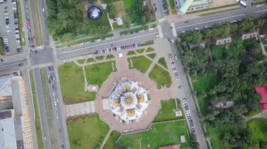 Rusya, Izhevsk - 18 Ağustos 2017: Katedrali kutsal Archangel Michael. Video. UltraHD (4k)