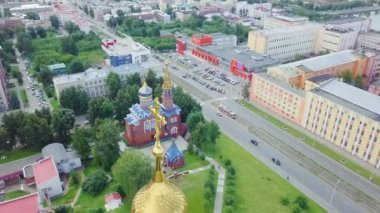 Rusya, Izhevsk - 18 Ağustos 2017: Katedrali kutsal Archangel Michael. Video. UltraHD (4k)