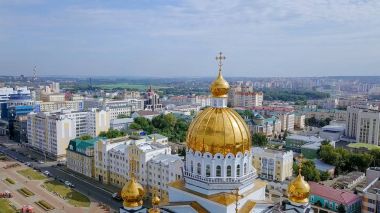 Cathedral St salih savaşçı Feodor Ushakov. Saransk, Rusya. Güzel panoramik şehir 