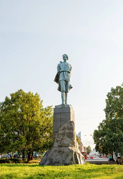 Rosja, Niżny Nowogród - 22 sierpnia 2017: Pomnik Maxim Gor — Zdjęcie stockowe