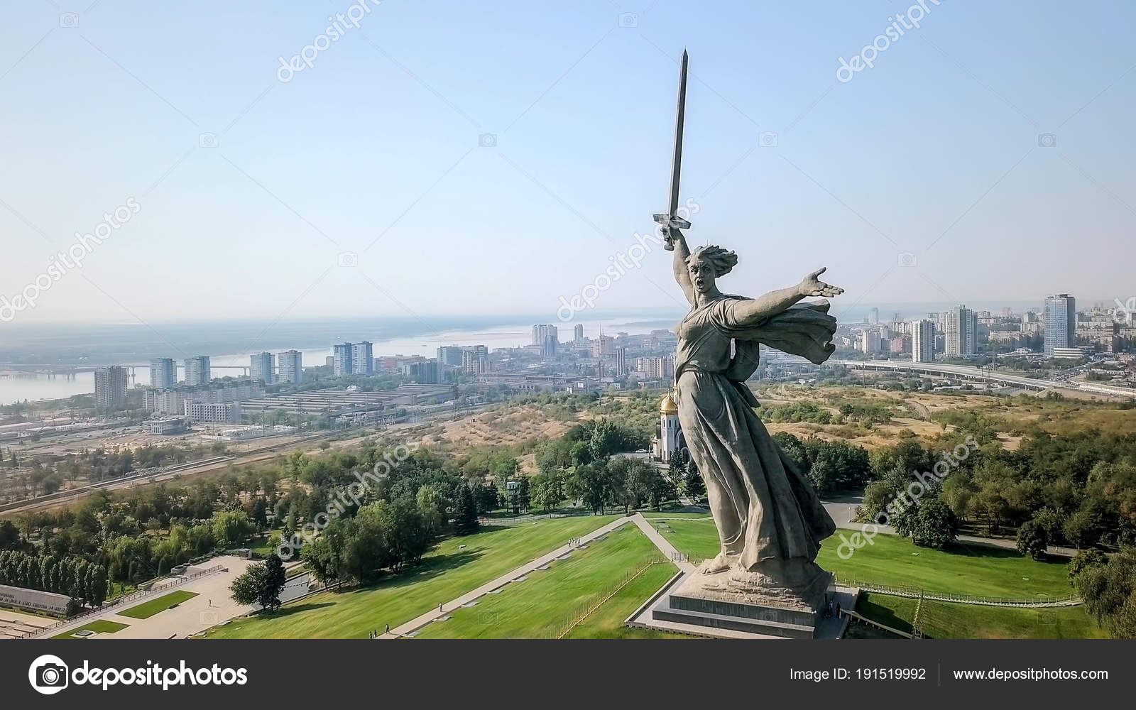 Родина мать зовет волгоград. Монумент Родина мать в Волгограде. Родина мать зовет Мамаев Курган Волгоград. Мамаев Курган статуя Родина мать. Памятник Родина мать в Волгограде.