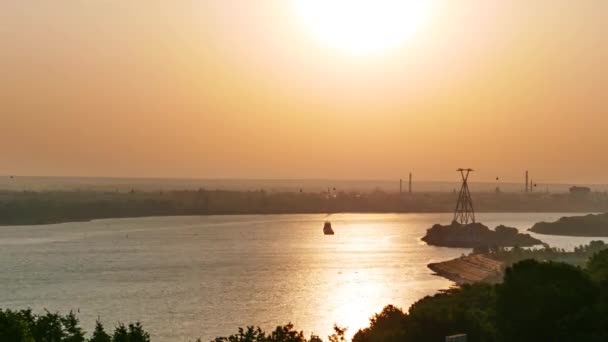 Amanecer Sobre Volga Naves Bajo Sol Mañana Nizhny Novgorod Rusia — Vídeos de Stock