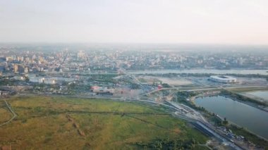 Rostov-on-Don'ın panoramik hava görünümünü. Stadyum, Don Nehri. Rusya, Rostov-on-Don. Video. UltraHD (4k)
