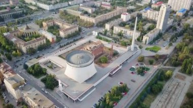 Rusya, Volgograd - 28 Ağustos 2017: Müzesi-rezerv Stalingrad Savaşı, Müze kompleksi Volgograd (Gerhardt Mill (Grudinina) ve Panorama Müzesi Stalingrad Savaşı). Video. UltraHD (4k)