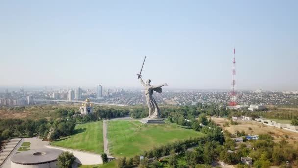 영웅의 Stalingrad의 Mamayev 쿠르간에 기념물 앙상블의 아침입니다 볼고그라드 러시아입니다 비디오입니다 — 비디오