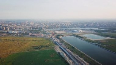 Rostov-on-Don'ın panoramik hava görünümünü. Stadyum, Don Nehri. Rusya, Rostov-on-Don. Video. UltraHD (4k)