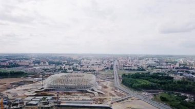 Rusya, Saransk - 25 Ağustos 2017: Rusya 2018 Dünya Kupası yer. Saransk şehri, stadyum inşaatı görünümünü. Video. UltraHD (4k)