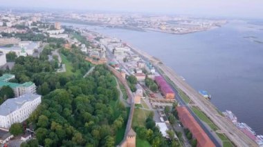 Nijniy Novgorod Kremlin'in havadan görünümü. Nizhny Novgorod, Rusya Federasyonu. Video. UltraHD (4k)