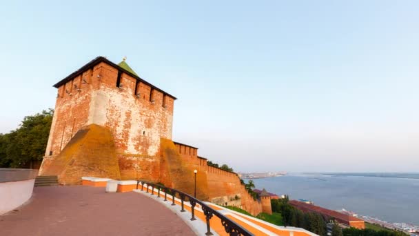 Muralhas Torres Nizhny Novgorod Kremlin Amanhecer Sobre Volga Timelapse Vídeo — Vídeo de Stock