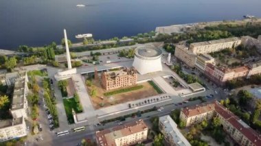 Rusya, Volgograd - 28 Ağustos 2017: Müzesi-rezerv Stalingrad Savaşı, Müze kompleksi Volgograd (Gerhardt Mill (Grudinina) ve Panorama Müzesi Stalingrad Savaşı). Video. UltraHD (4k)
