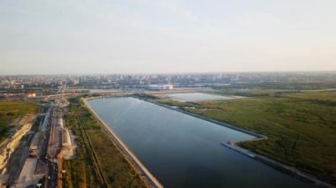 Rostov-on-Don'ın panoramik hava görünümünü. Stadyum, Don Nehri. Rusya, Rostov-on-Don. Video. UltraHD (4k)