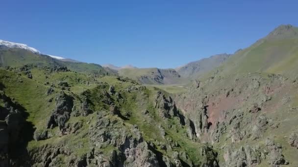 Incrível Vista Aérea Montanha Elbrus Verão Kabardino Balkaria Rússia Vídeo — Vídeo de Stock