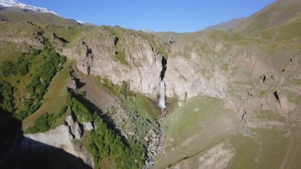 Letecký Pohled Horu Elbrus Sultán Vodopád Řece Kabardsko Balkarsko Rusko — Stock video