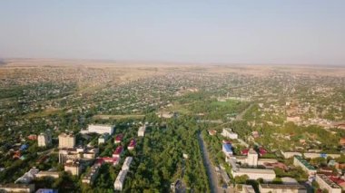 Panoramik şehir Elista, Kalmıkya, Rusya Federasyonu. Video. UltraHD (4k)