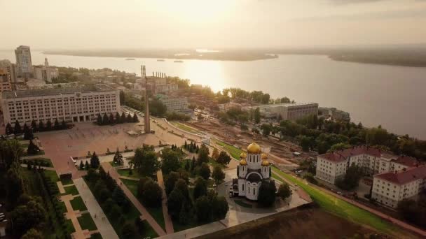 ロシア サマラ 2017 栄光の広場の眺め 栄光の記念碑 聖なる偉大な殉教者ジョージ勝利の名誉の寺院 サマラ領域の政府 ビデオ Ultrahd — ストック動画