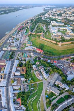 Havadan görünümü Nijniy Novgorod Kremlin'in gün batımında. Nizhny Novgorod, Rusya Federasyonu 