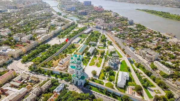 Astrahan Kremlin, tarihi ve mimari kompleks hava görünümünü. Rusya, Astrahan — Stok fotoğraf