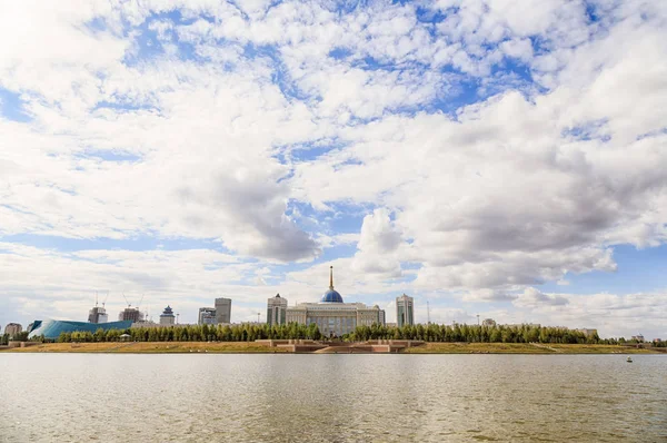 Astana, Kazakhstan - September 6, 2016: Presidential Palace Akor — Stock Photo, Image