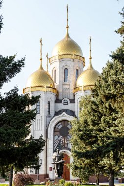 Rusya, Volgograd - 28 Ağustos 2017: Kadın asker. Stalingrad Mamayev Kurgan üzerinde savaş kahramanları. Sabah erken