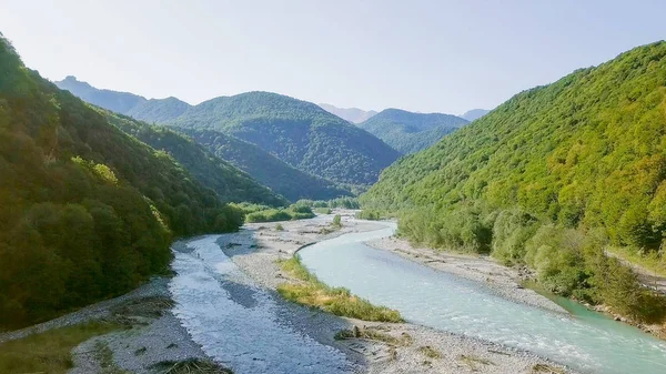 Rivière Teberda Dans Les Montagnes Caucase Long Cette Route Trouve — Photo