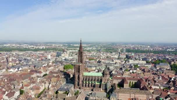 Strasbourg, France. The historical part of the city, Strasbourg Cathedral. 4K — Stock Video