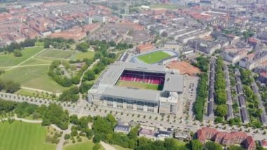 Kopenhag, Danimarka. Parken Stadyumu (Telia Parken) Kopenhag 'da bulunan bir stadyum. Maç ların yapılacağı yer 2020 Euro. Havadan görünüm. 4k